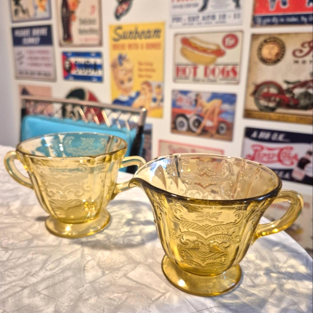 Vintage Depression Glass Creamer and Sugar Set